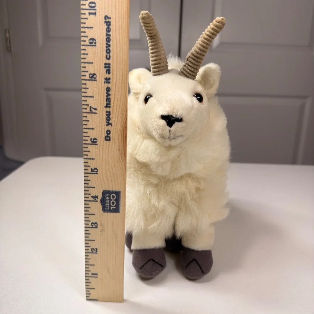 Vintage Dakin Mountain Goat Plush White Ram Stuffed Animal Realistic 10